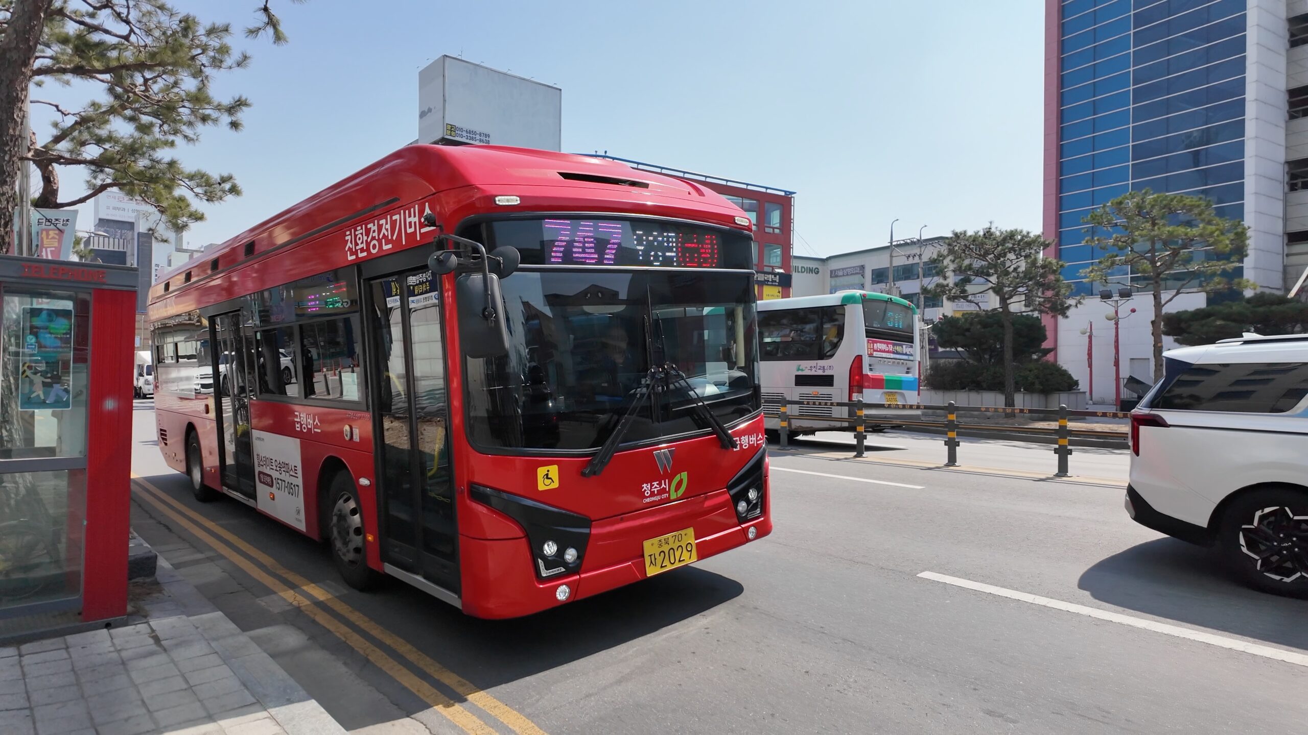 747番急行バスに乗車